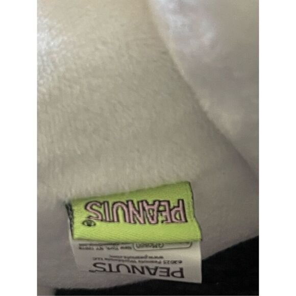 Peanuts Snoopy Easter Beagle Holding Carrot Plush Stuffed Animal - Picture 7 of 10